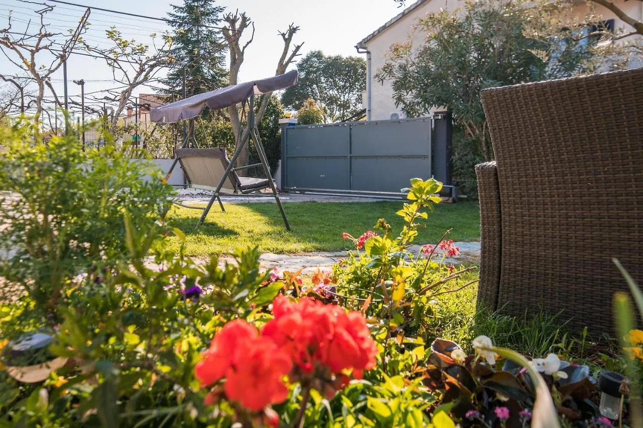 Wine Garden Holiday Home Pula Kroatien